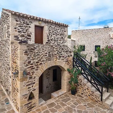 Pyrgos Petropoulaki Hotel Mavrovouni (Laconia)