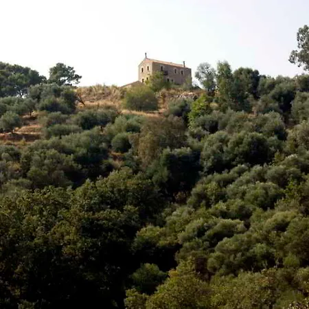 Pyrgos Petropoulaki 4*