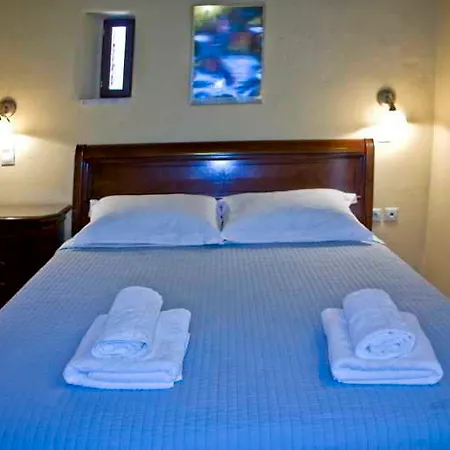 Pyrgos Petropoulaki Hotel Mavrovouni (Laconia)