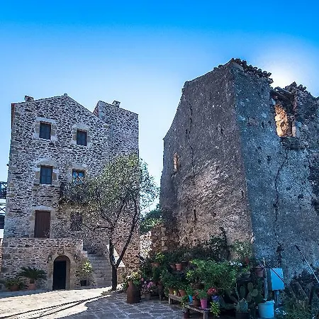 Pyrgos Petropoulaki