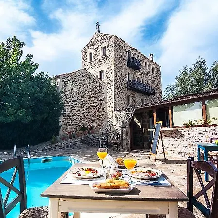 Pyrgos Petropoulaki 4* Mavrovouni (Laconia)