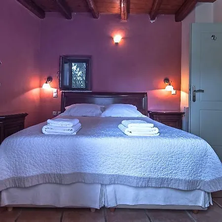 Pyrgos Petropoulaki Mavrovouni (Laconia)