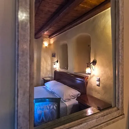 Pyrgos Petropoulaki Hotel 4*
