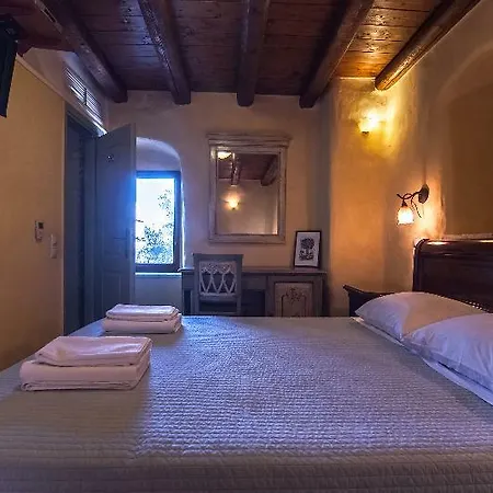 Pyrgos Petropoulaki 4* Mavrovouni (Laconia)