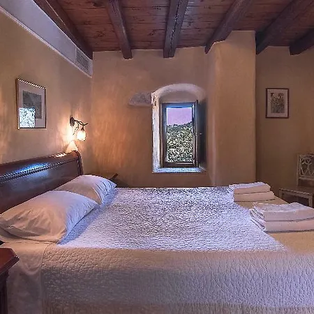 Hotel Pyrgos Petropoulaki